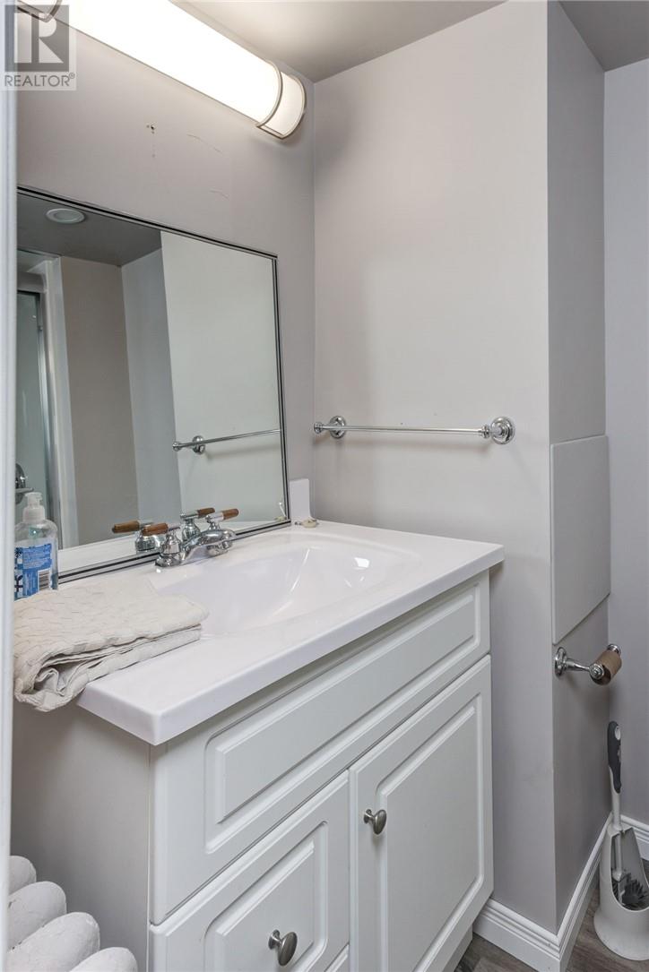 Listing 2111005 - Large Photo # 30