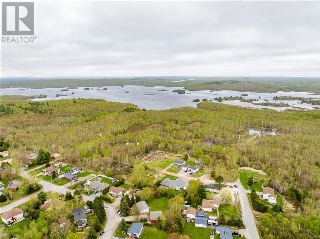 Listing 2111147 - Large Photo # 8