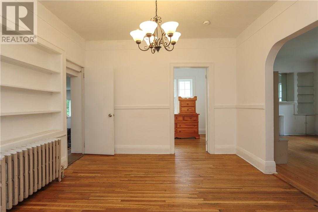 Listing 2111430 - Large Photo # 19