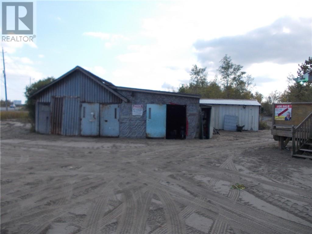 1369 HWY 69 North