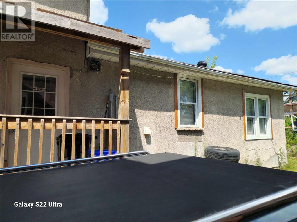Listing 2112241 - Large Photo # 2