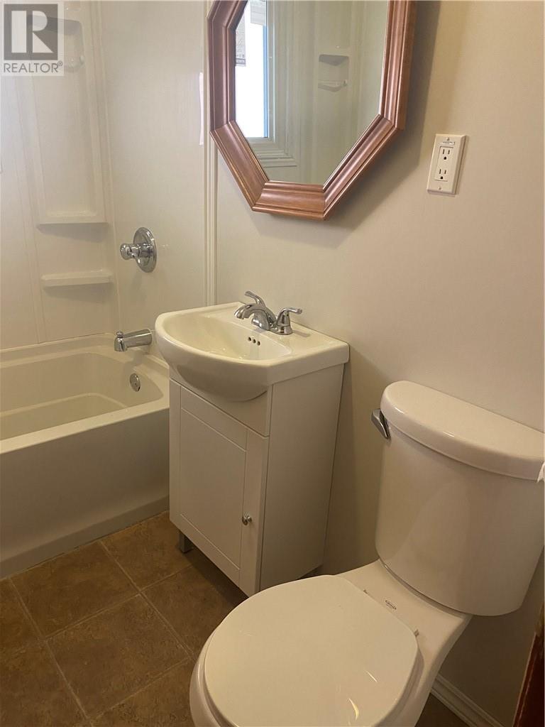214 Dunvegan Court