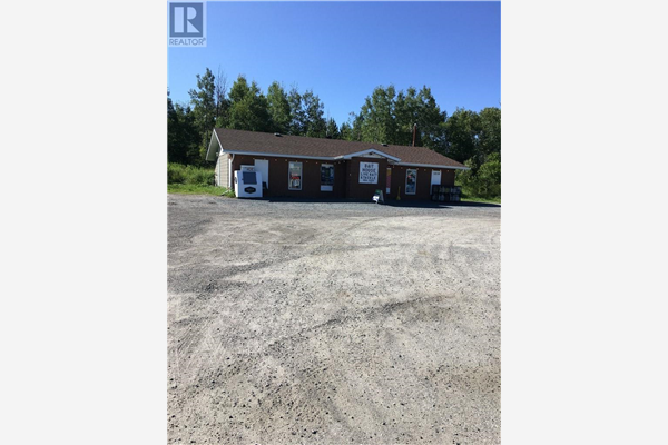 1014 Hwy 17 E, Wahnapitae