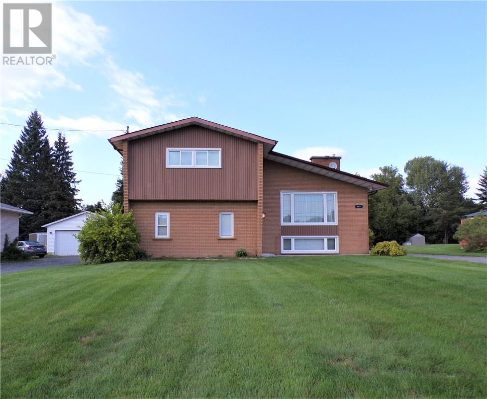 4475 Long Lake Road