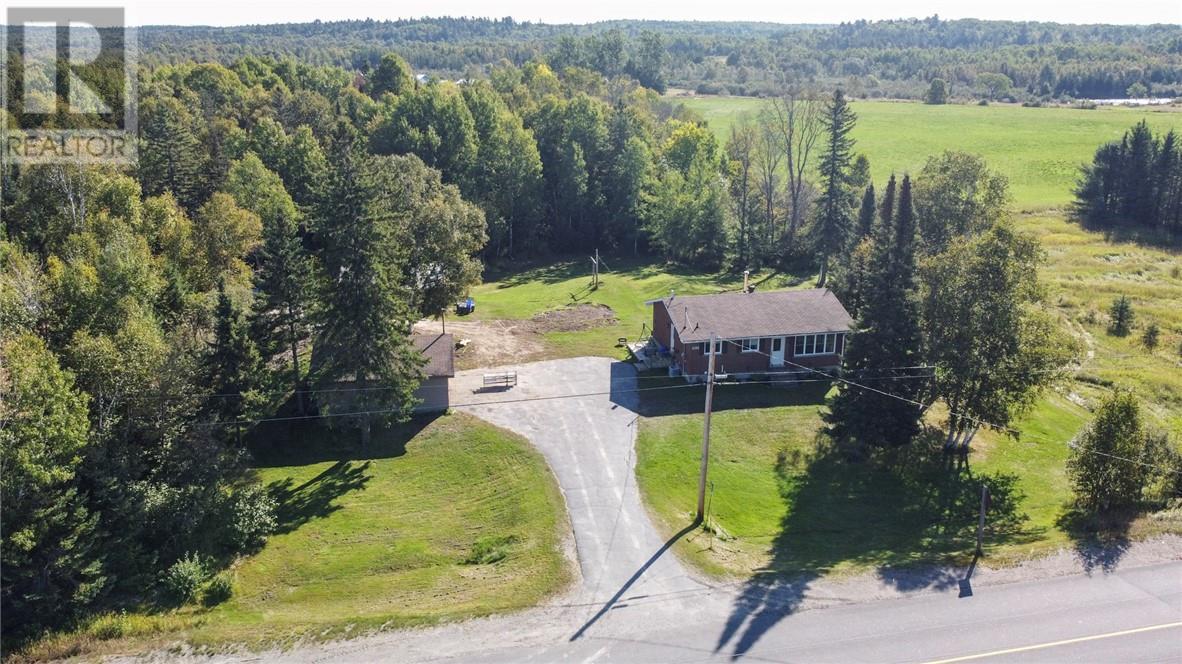 4389 Old Wanup Road
