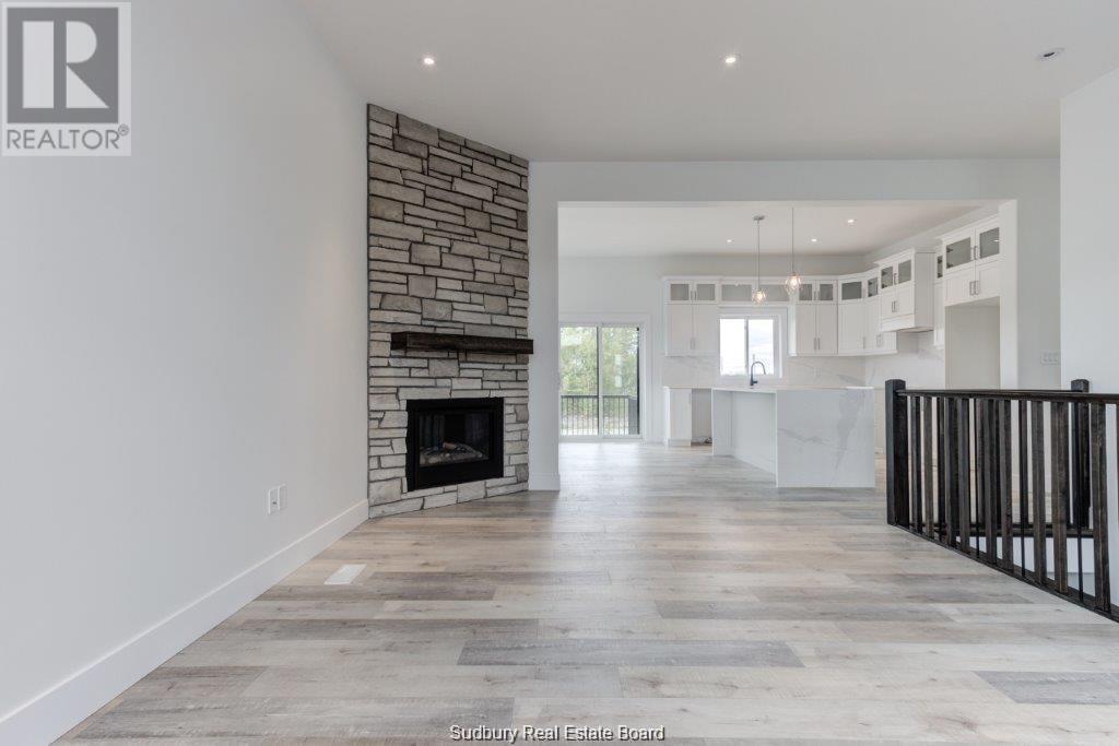 2 Vega Court