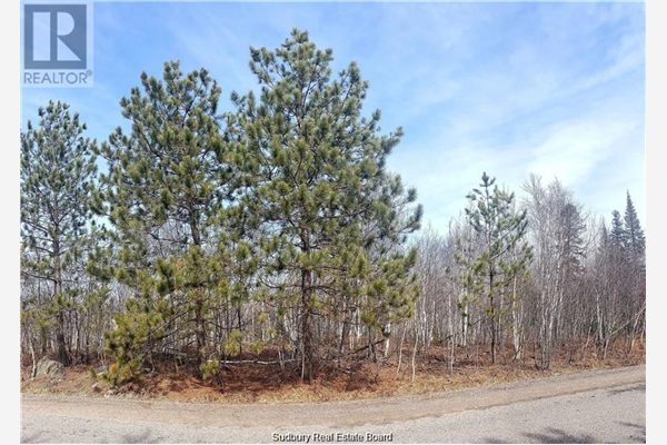 PT LT 2 Con 5 Moxam Landing Road, Sudbury