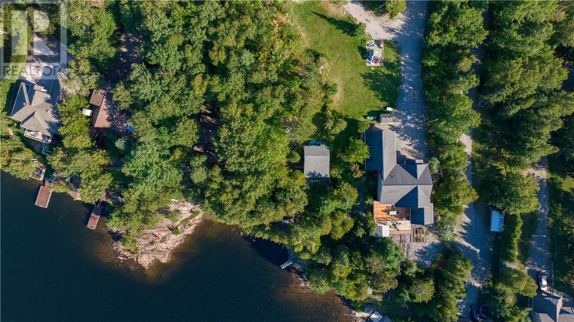 Listing 2113264 - Large Photo # 9