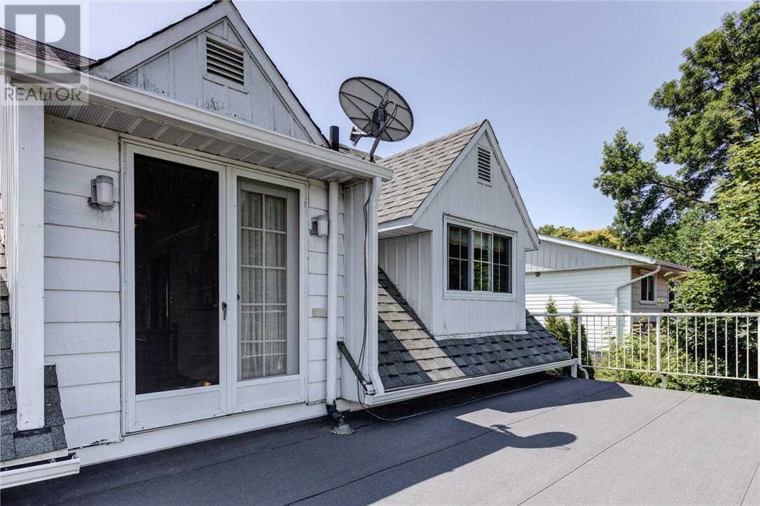 Listing 2113315 - Large Photo # 4