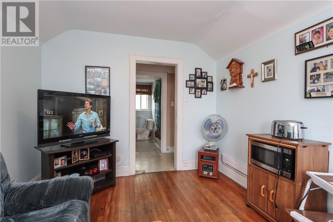Listing 2113321 - Large Photo # 27