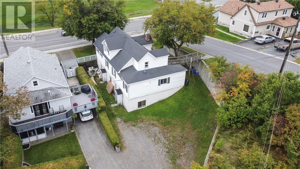 Listing 2113321 - Large Photo # 60