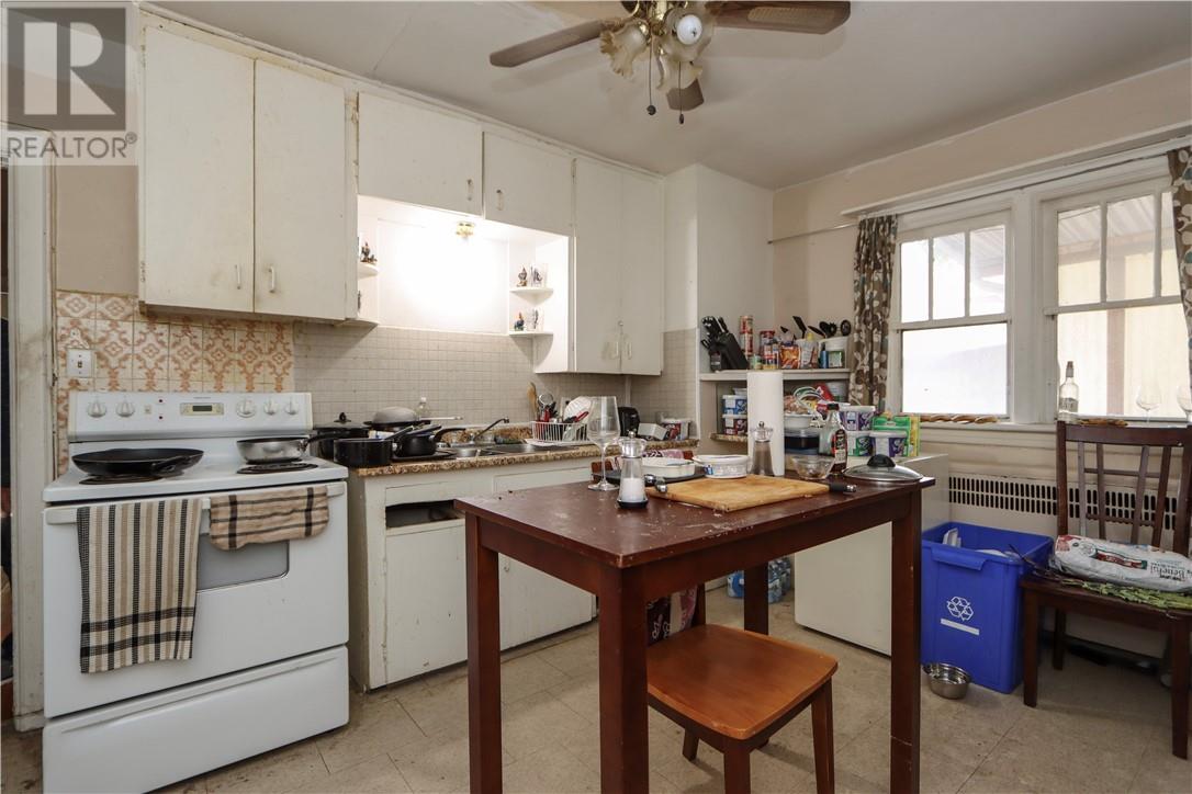 Listing 2113321 - Large Photo # 11