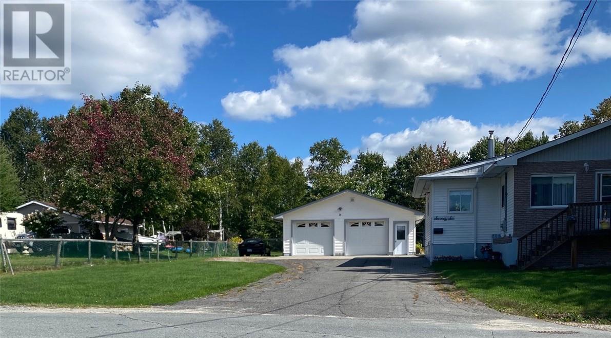 76 Ridgemount Avenue