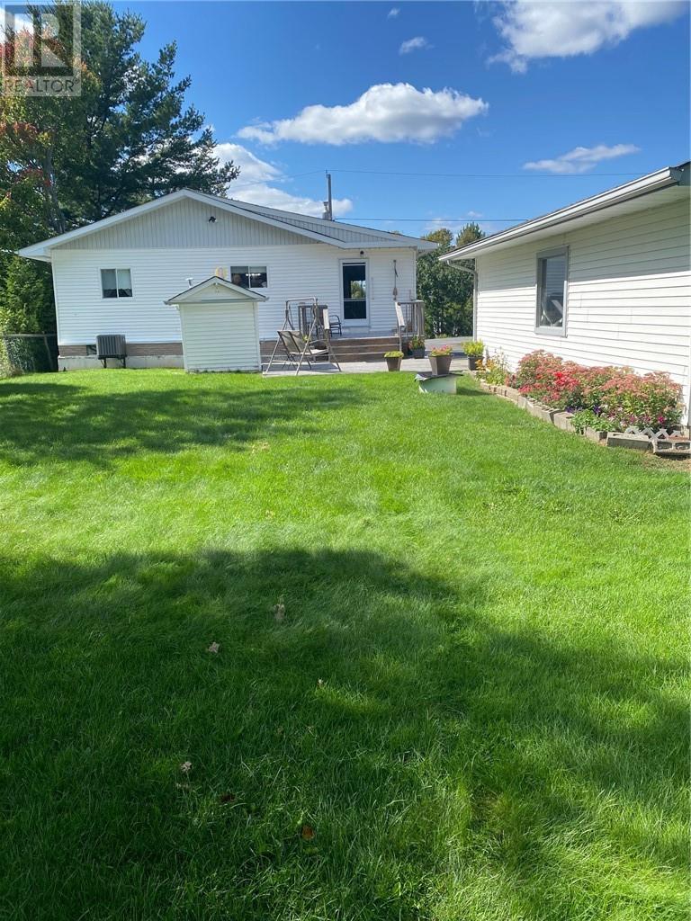 76 Ridgemount Avenue