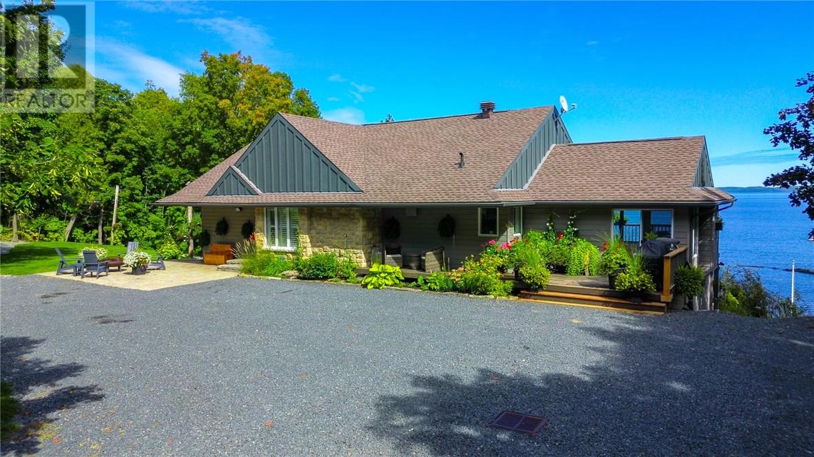 1385 West Bay Road
