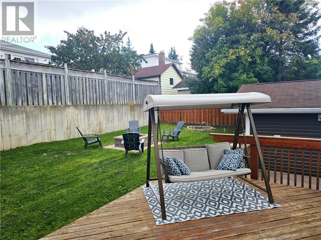Listing 2113398 - Large Photo # 4