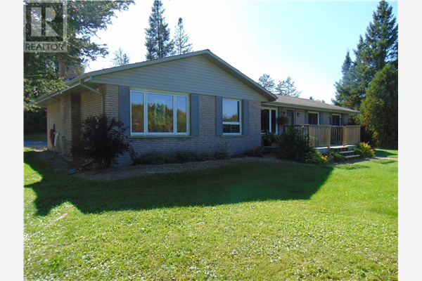 6598 Hwy 17, Markstay-Warren