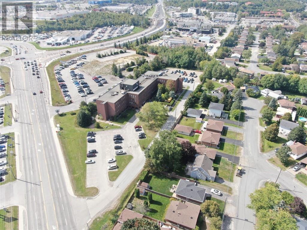 281 Falconbridge