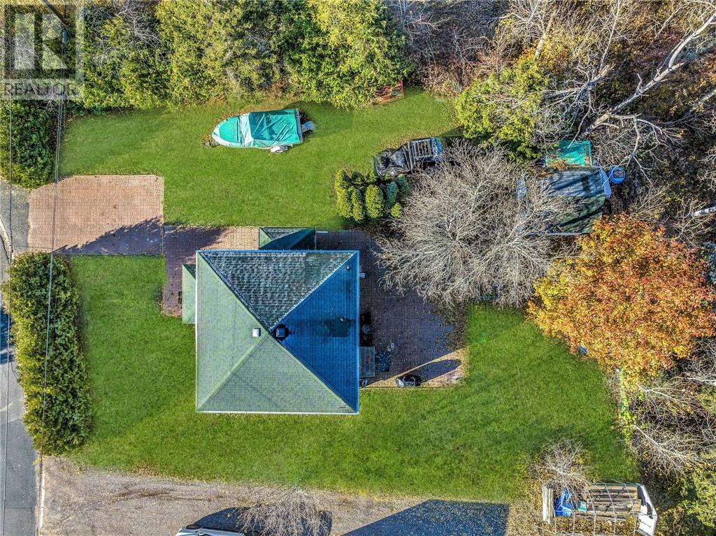212 Fraser Crescent