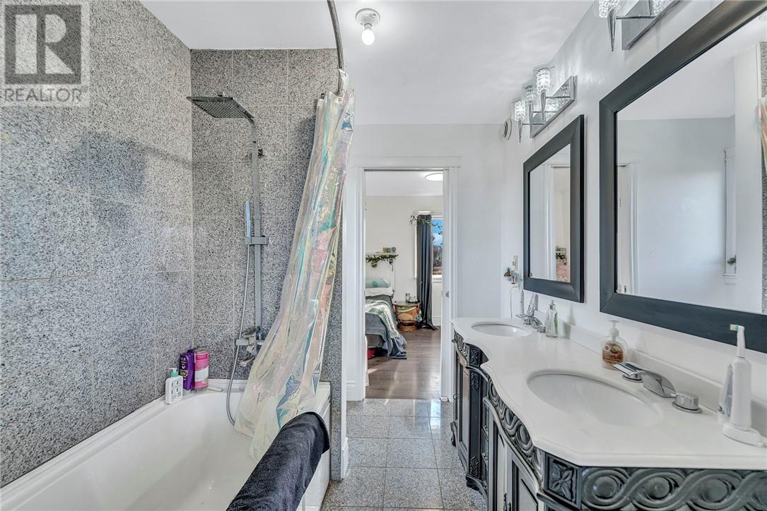 451 Turcot