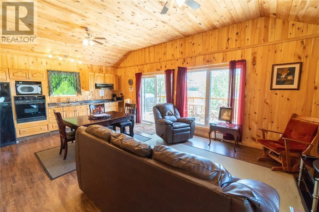 0 Panache Lake Mountain Cove Lodge