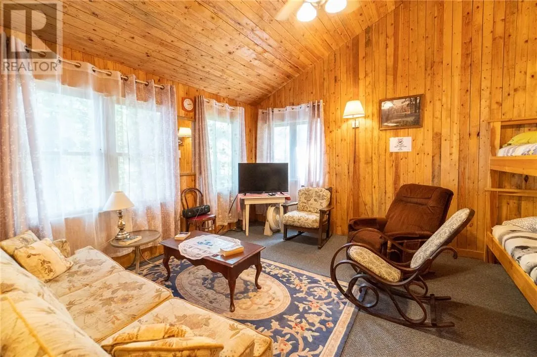 0 Panache Lake Mountain Cove Lodge