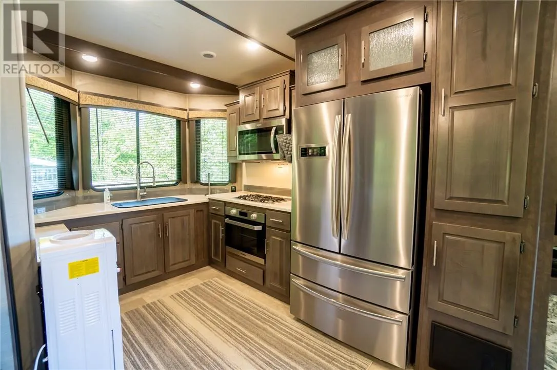 0 Panache Lake Mountain Cove Lodge