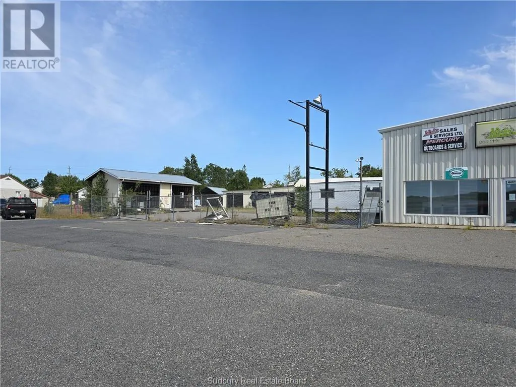 760 & 770 Centre Street