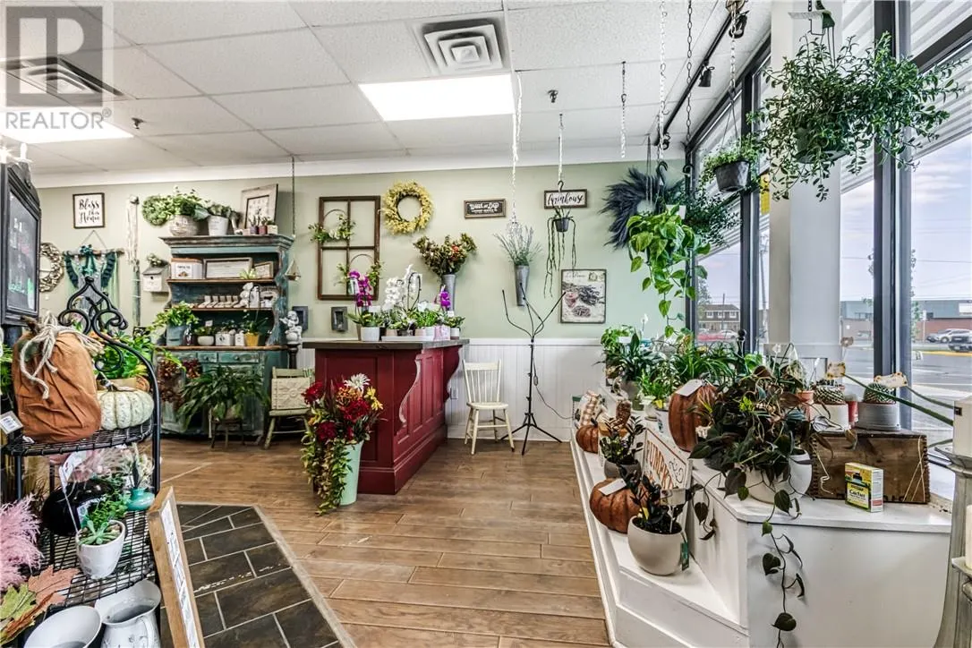 1812 Lasalle Boulevard Unit# 3
