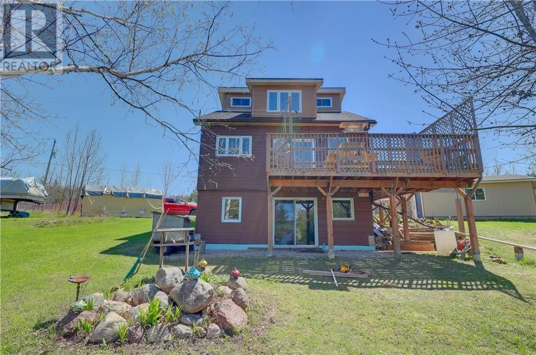 560 ICE LAKE Road