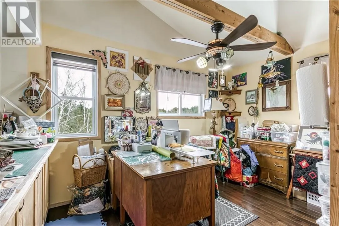 560 ICE LAKE Road