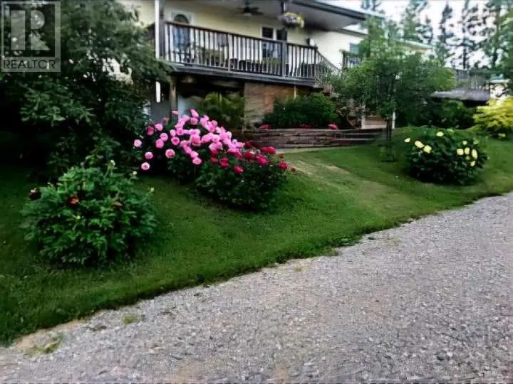 63 Country Lane