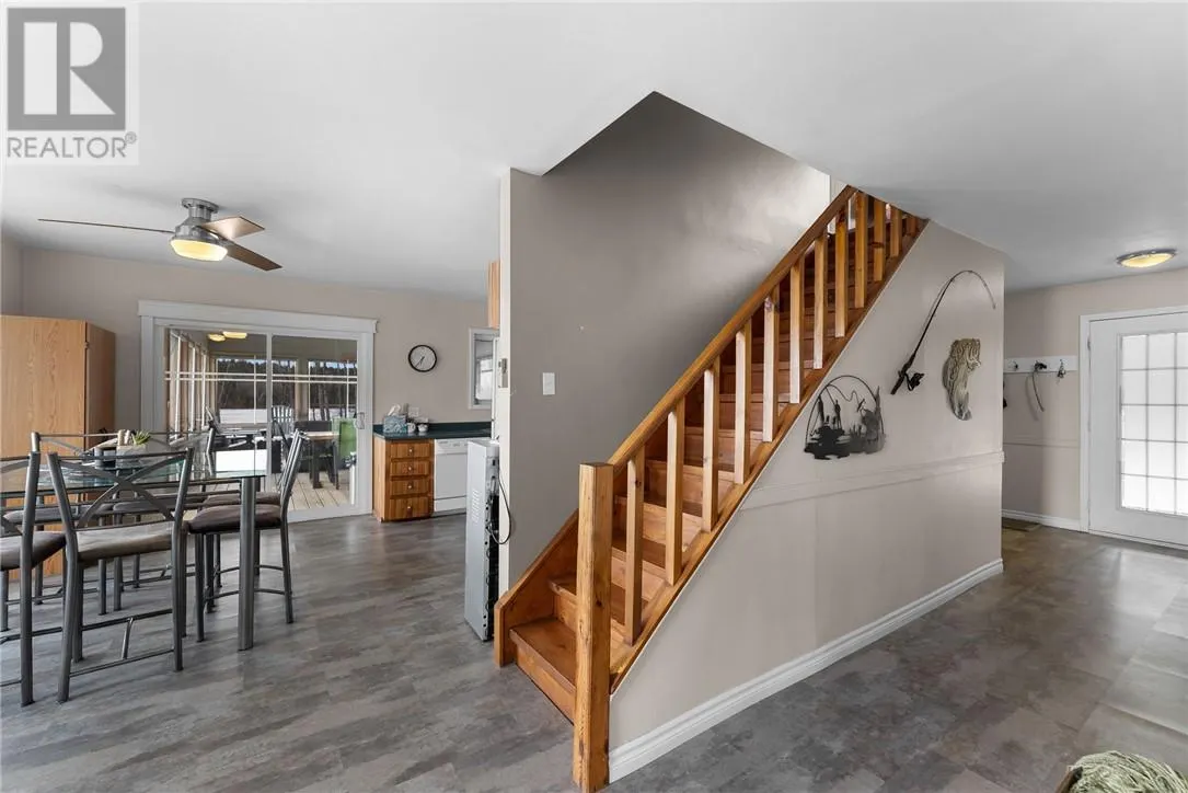 176 Kring Road