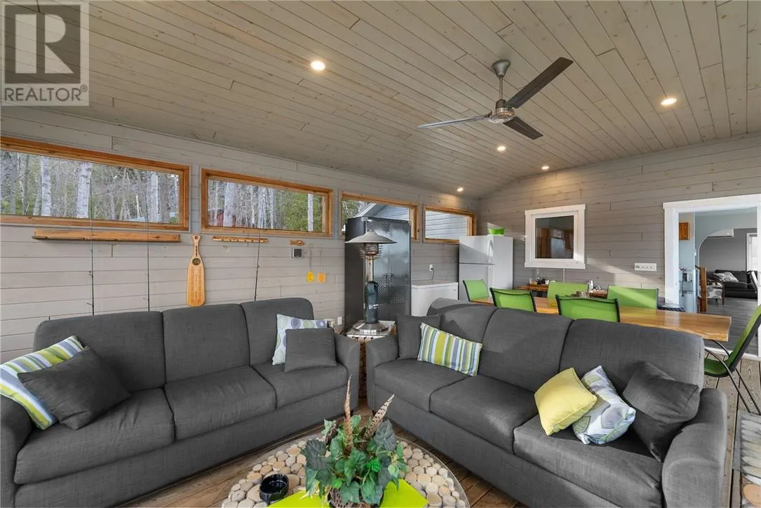 176 Kring Road