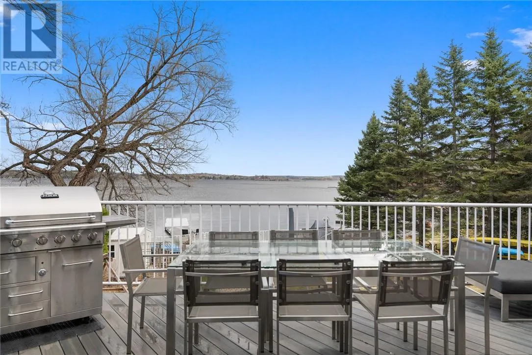 500 Lakepoint Court