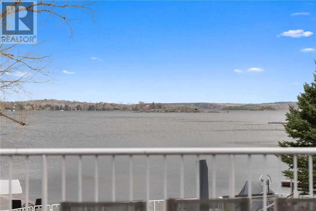 500 Lakepoint Court