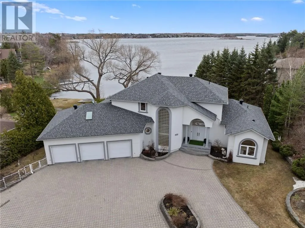 500 Lakepoint Court