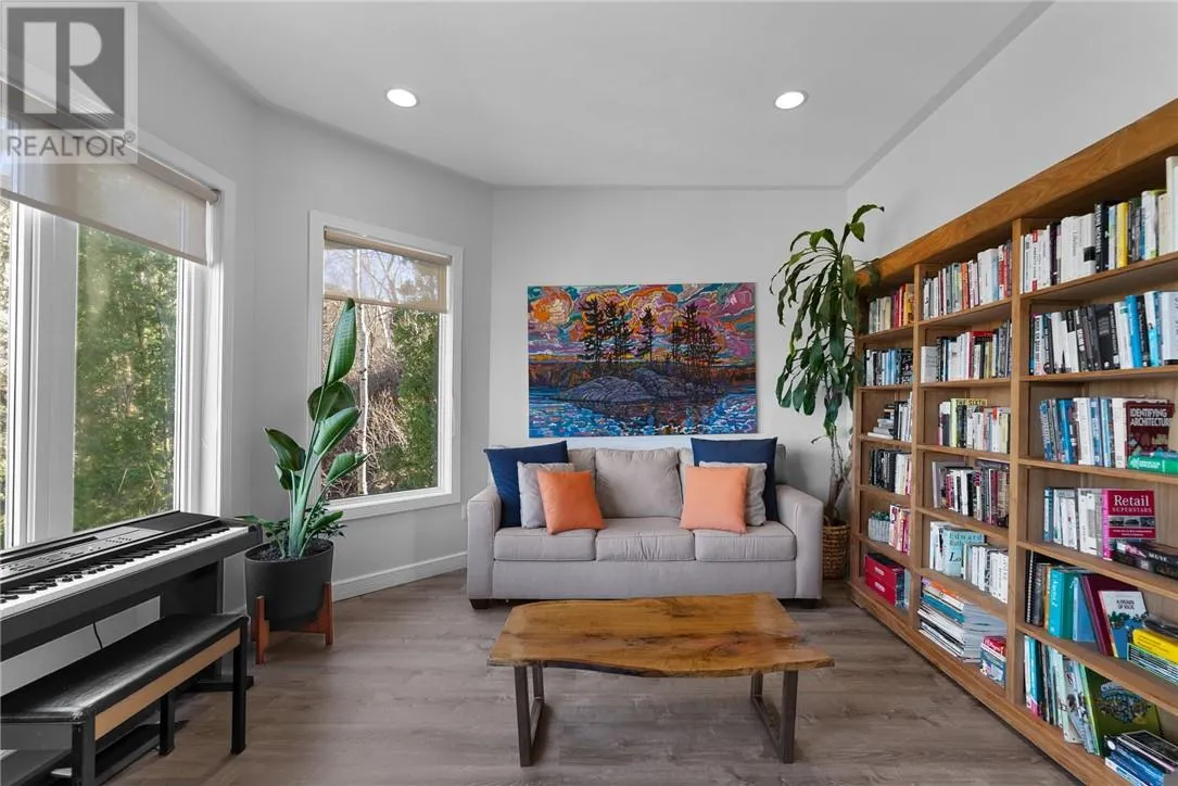 500 Lakepoint Court