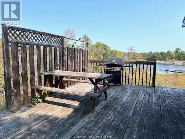 32 Bakers Bay