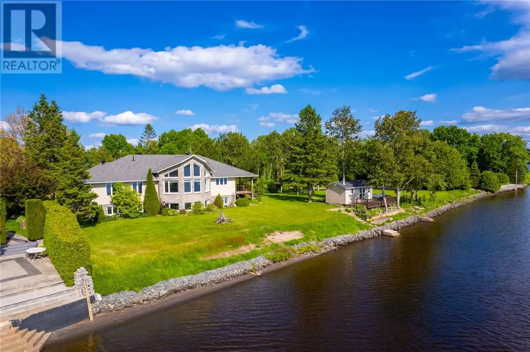 15 York Drive