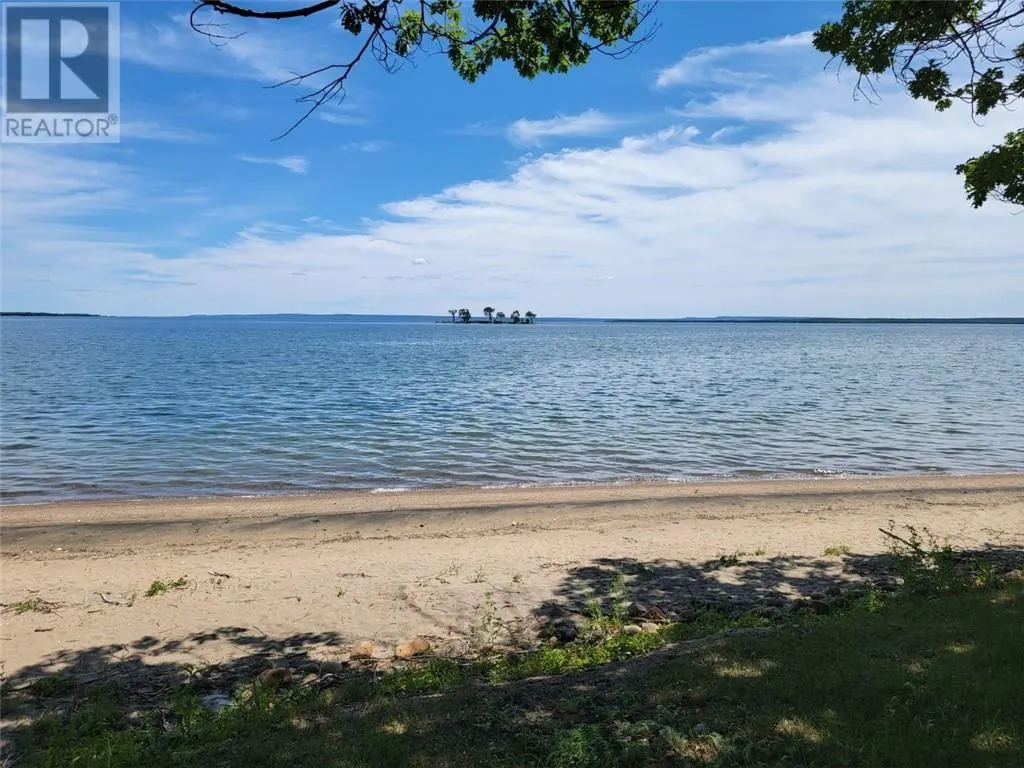 462 Maple Point Rd
