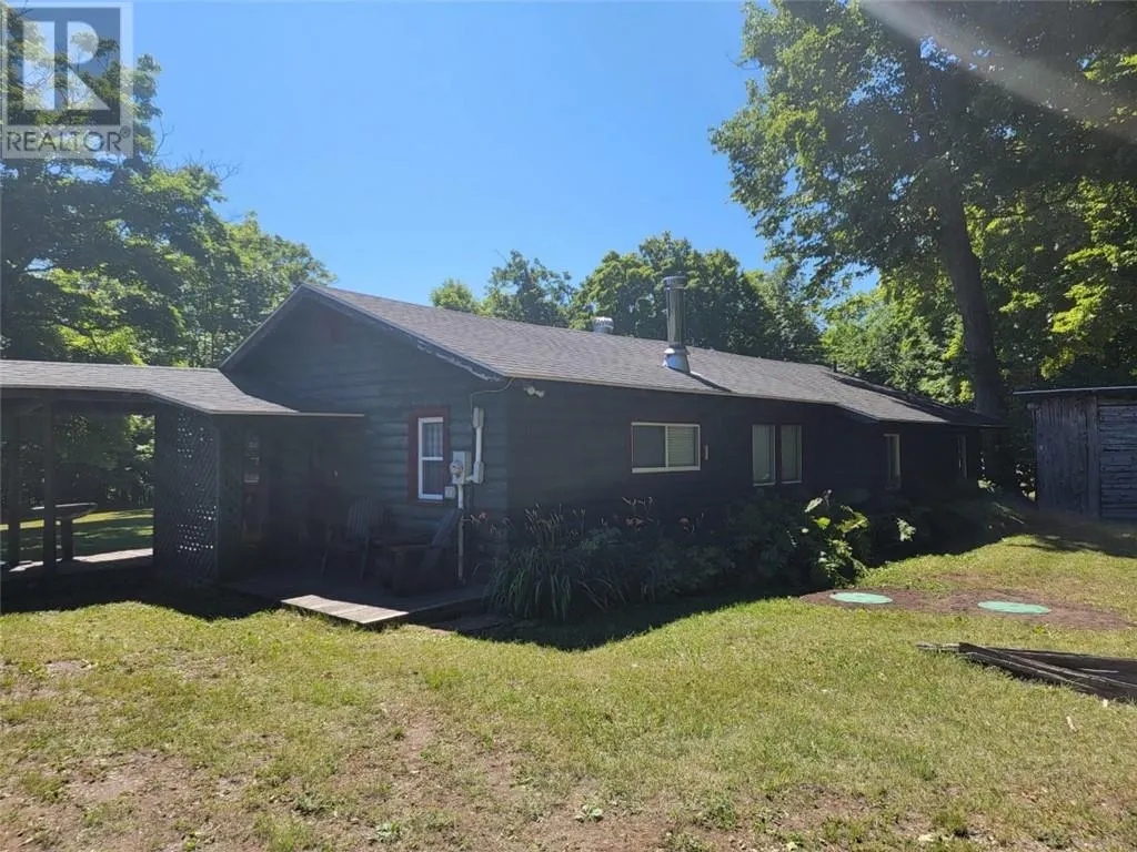 462 Maple Point Rd