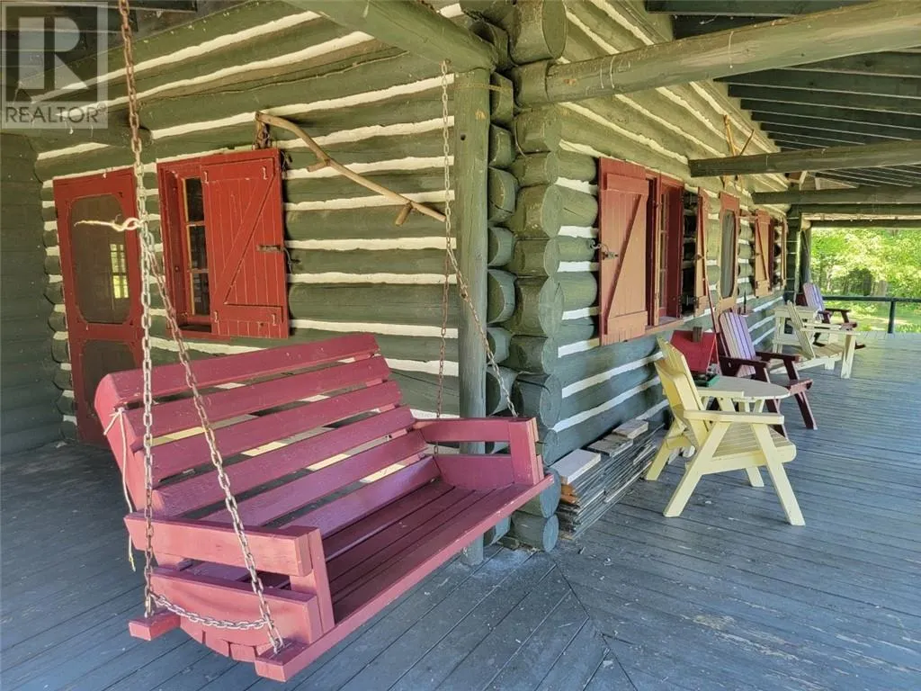 462 Maple Point Rd