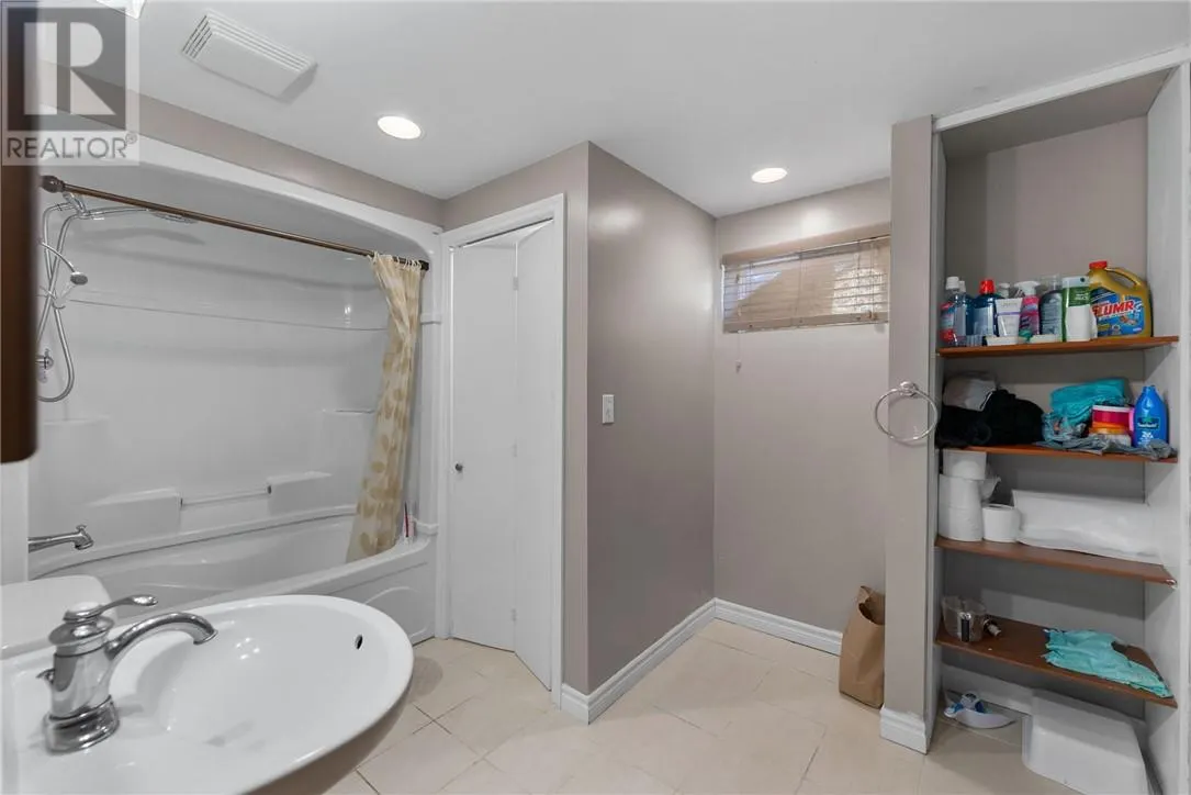 176 Strathmere Court