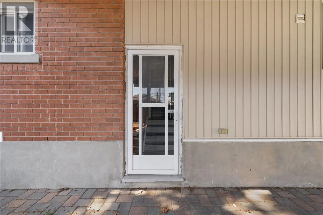 176 Strathmere Court