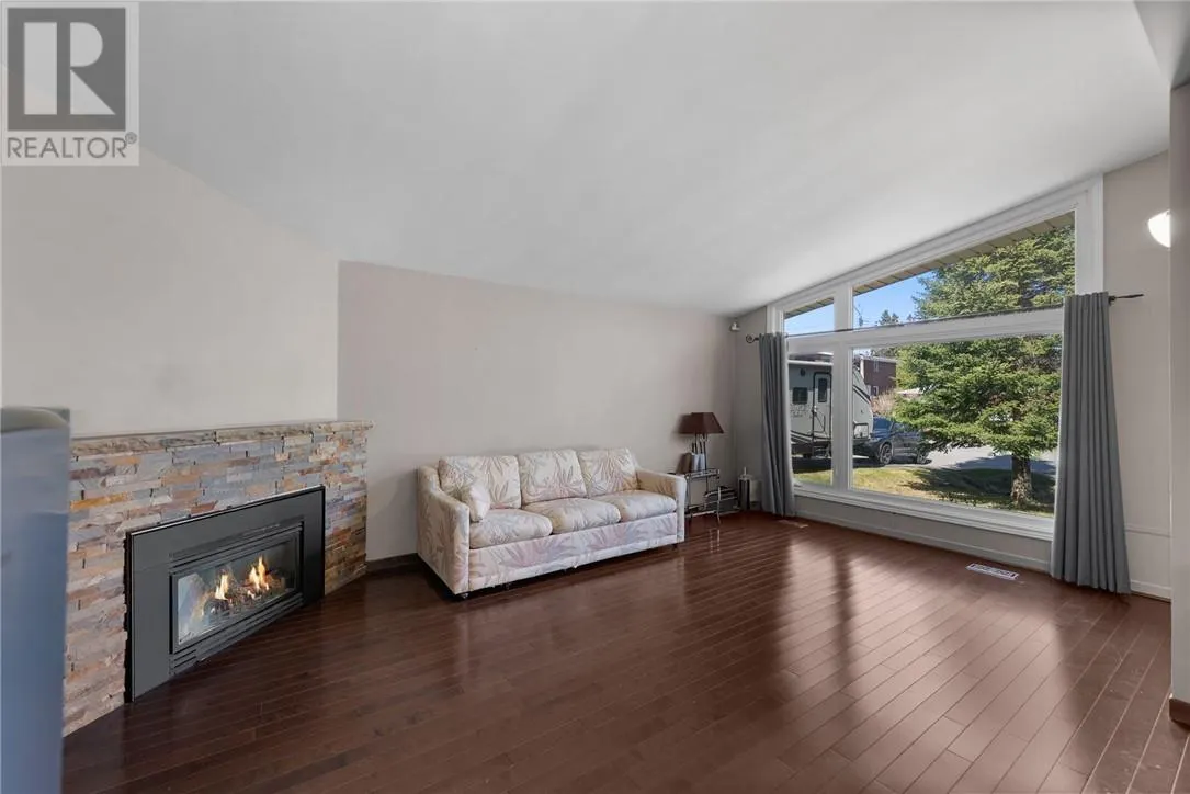 176 Strathmere Court