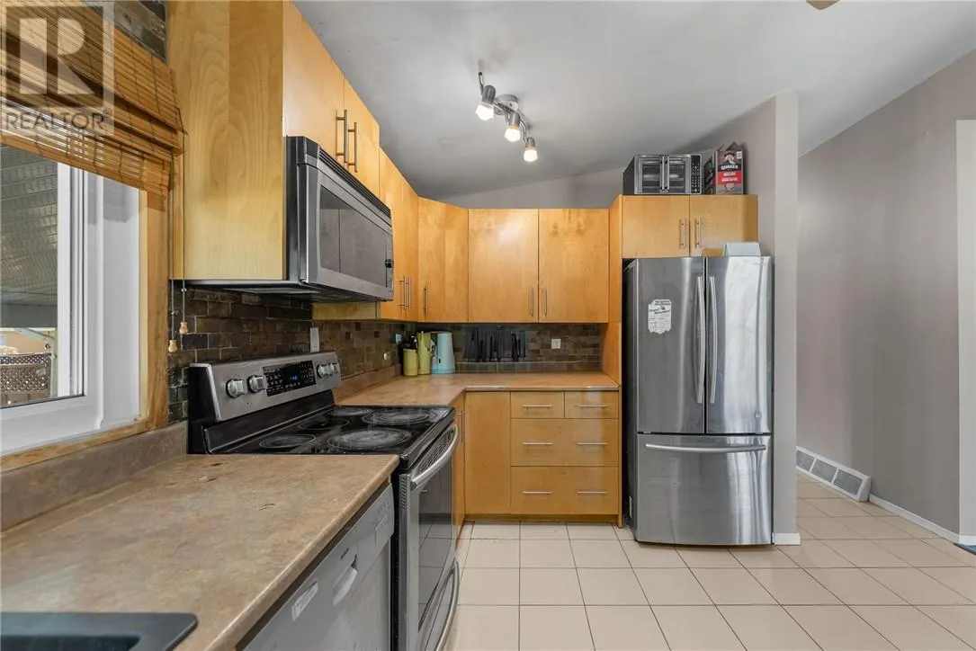 176 Strathmere Court