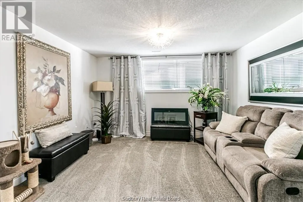 178 Eclipse Court