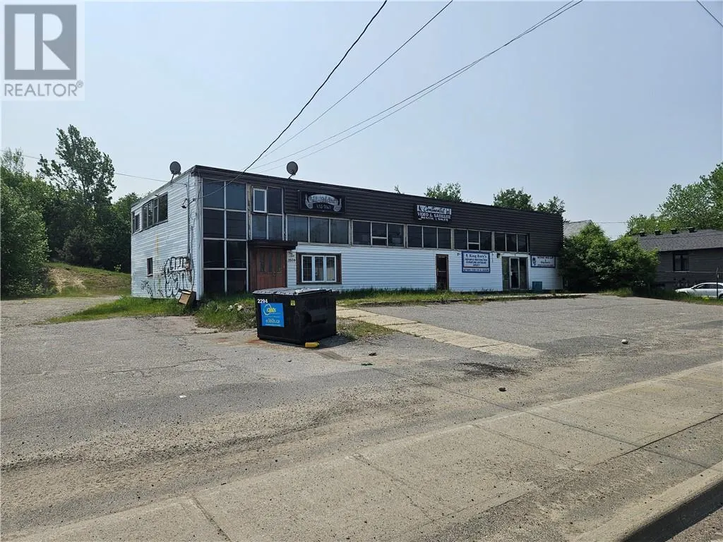 3516 Falconbridge