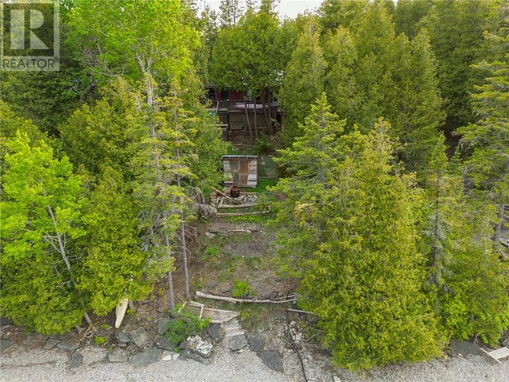 25 Sunova Beach Road